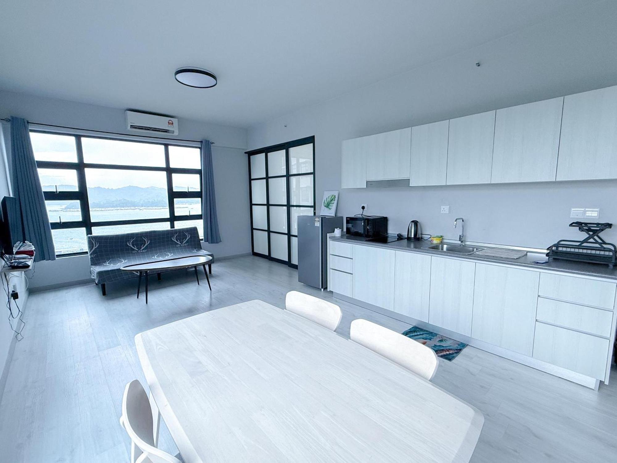 Vv Homestay Jesselton Quay Surla Sabah Mall Kk 亚庇贵赴行馆 Kota Kinabalu Extérieur photo