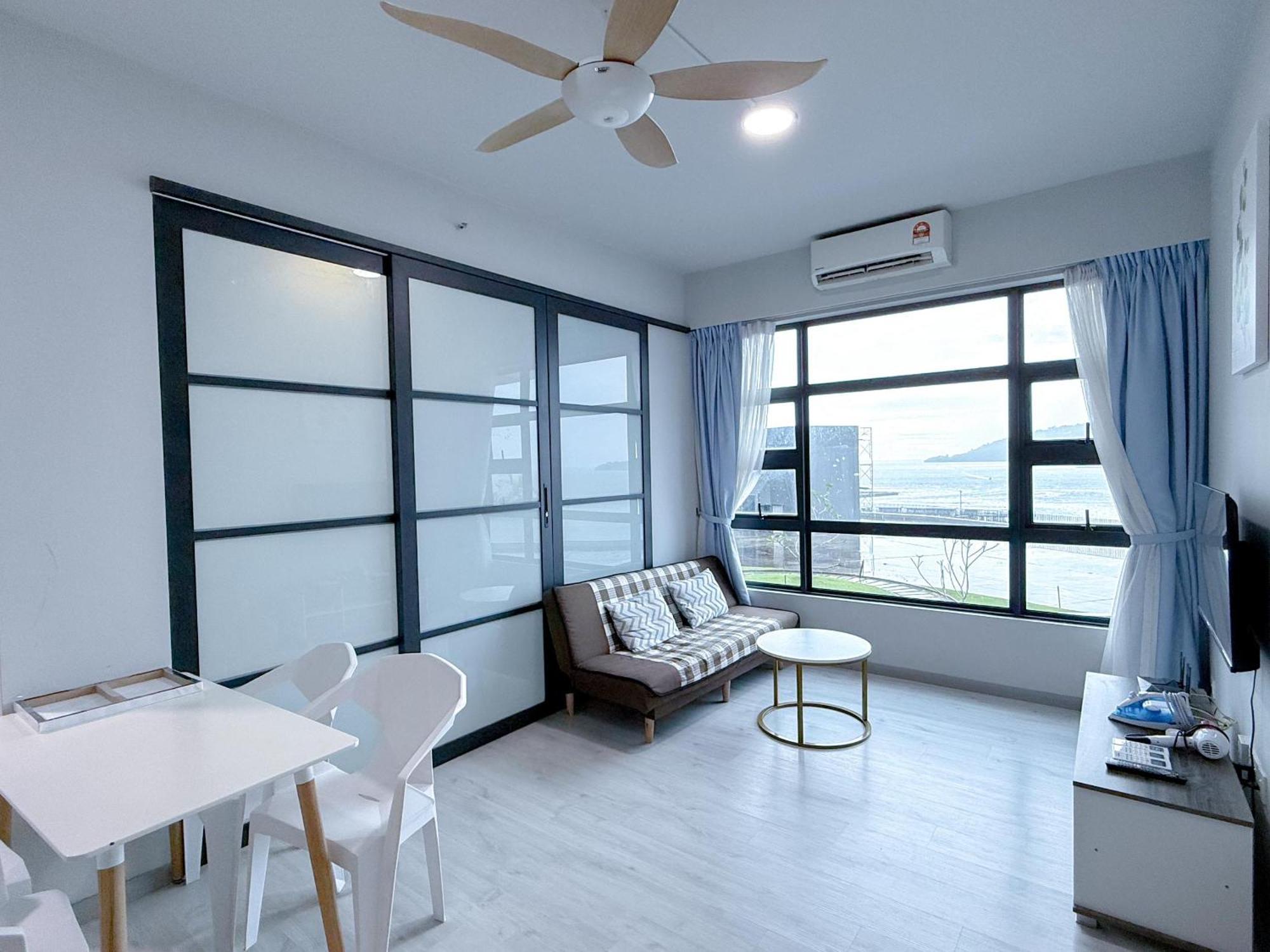 Vv Homestay Jesselton Quay Surla Sabah Mall Kk 亚庇贵赴行馆 Kota Kinabalu Extérieur photo
